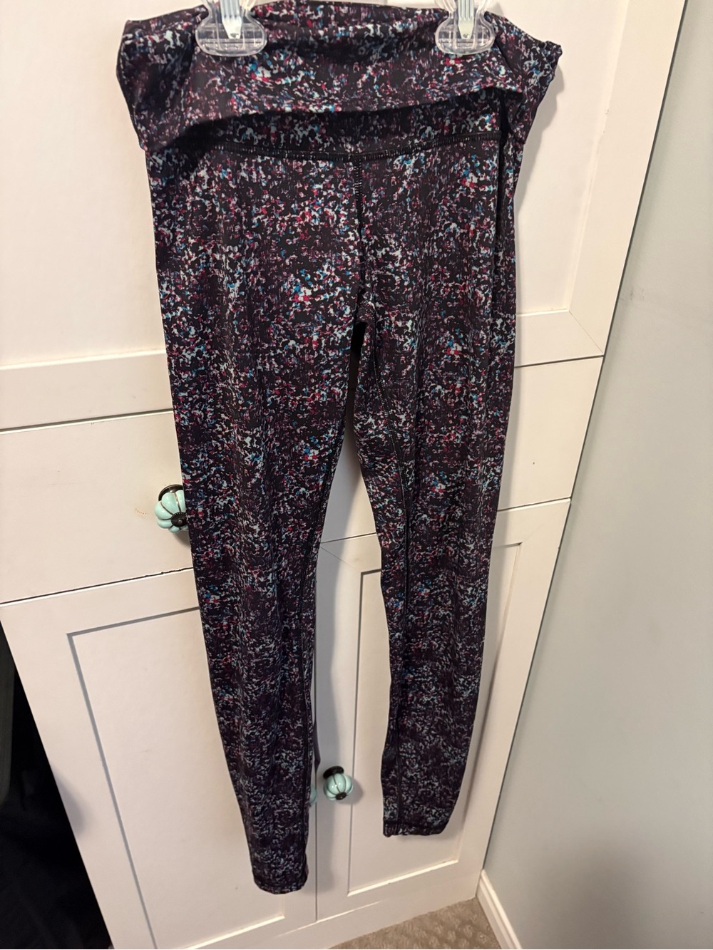 Women's Printed High-Waist Leggings in Black and Multi